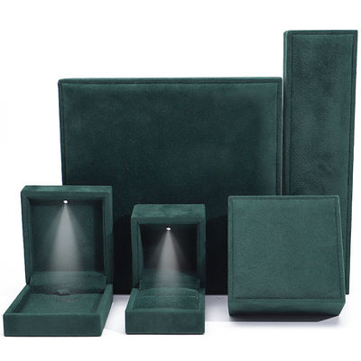 Dunkelgrüner Soft Touch Samt Luxus Schmuckverpackungskiste mit leuchtendem LED-Licht