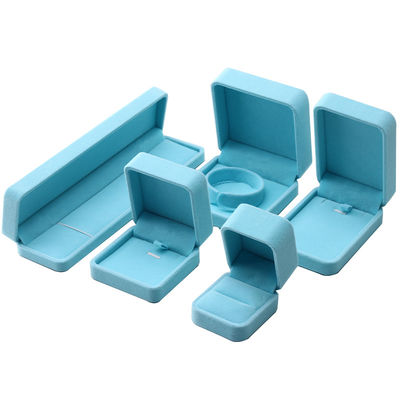 kaufen Benutzerdefiniertes Logo Schmuckpaket Samt Halskette Stud Ohrringe Armband Box in Sky Color online manufacture