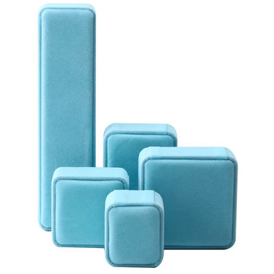 China Fertigung Großhandel High-End Handgefertigte Halskette Ring Box Schmuck Verpackung Custom Logo Luxus Quadrat Suede Samt Himmel Blau Schmuckbox