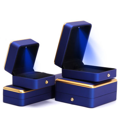 Custom Quadrat Halskette und Ring Lichtblaue LED Schmuckschachtel mit Luxus eleganten Stil