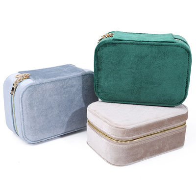 Elegante Samtschmuckbox für eigene Ohrringe Halsketten und Ringe
