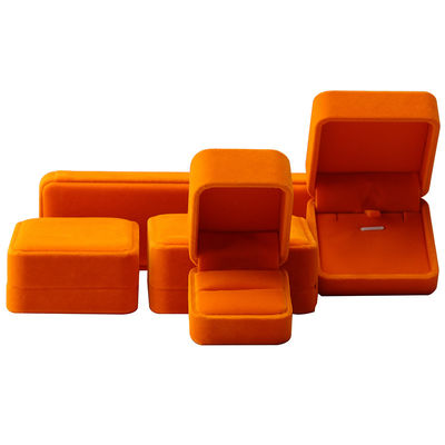 Großhandel Fertigung Hign End Schmuck Verpackung Personalisiertes Custom Logo Luxus Halskette Armband Ohrring Ring Verpackung Samt orange Schmuckbox