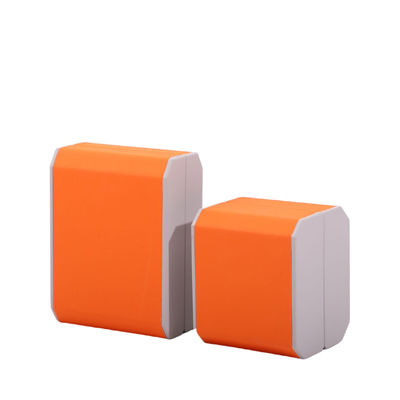 kaufen angepasste Größe angepasste LED-Kunststoffschmuckbox mit orangefarbener LED und Kundenlogo online manufacture