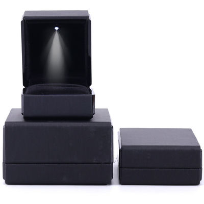 Schwarze handgefertigte LED-Lichtschmuckschachtel für Hanhong Custom Logo Lederverpackung