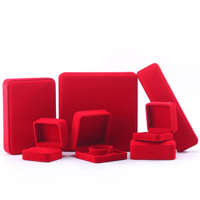 kaufen China Herstellung Großhandel Luxus Samt rot Schmuck Verpackung Box Schmuck Benutzerdefinierte High-End Halskette Armband Ohrringe Ring Schmuck Box Verpackung mit Logo online manufacture