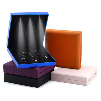 Hanhong Custom Logo Weißes Licht Schmuck Verpackung Box Set mit Ring Halskette Ohrringe