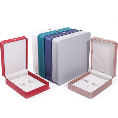 Rechteckig Handgefertigt Hanhong Custom Logo Box Krone Design Luxuriöse PU Leder Box Halskette Ring Schmuckbox
