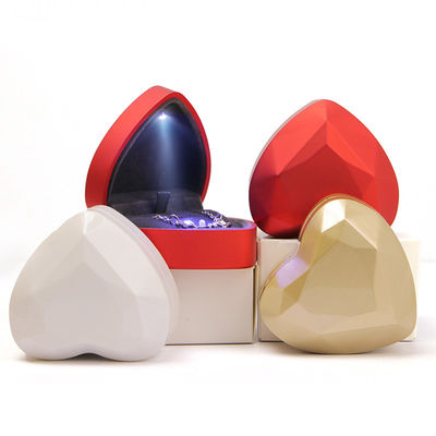 Anpassbare Premium Herzform LED Schmuck Halskette Ring Box Verpackung mit Logo
