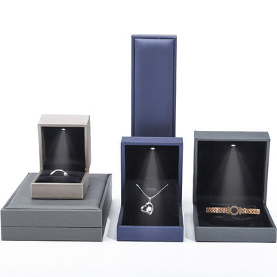 Bürstenveredelung PU Led-Leder Schmuckschrank Mehrfarbiger Schmuck Geschenkboxen