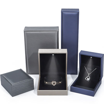 Bürstenveredelung PU Led-Leder Schmuckschrank Mehrfarbiger Schmuck Geschenkboxen