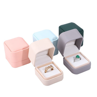 kaufen Custom Logo Schmuckpaket PU-Lederbox für Ohrringe Armbänder Halsketten und Ringe online manufacture