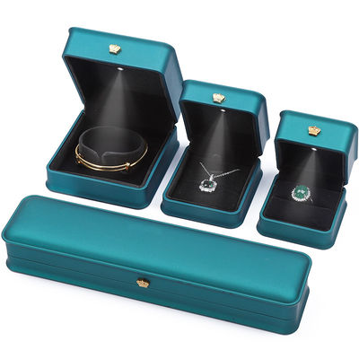 kaufen Lichtgrün LED Licht Schmuck für Halskette Armband Ring Ohrringe online manufacture