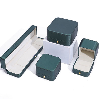 Neueste Stil Grün PU Leder Schmuck Verpackungskiste für Hochzeitshalskette Ohrringe Ring