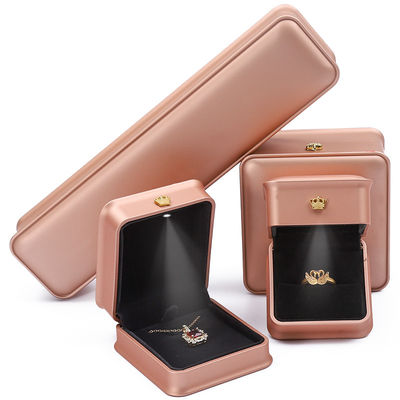 kaufen Armband Ring Ohrringe LED Schmuckbox Sets Custom Schmuckboxen mit Logo Großhandel online manufacture