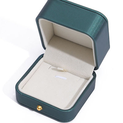 Neueste Stil Grün PU Leder Schmuck Verpackungskiste für Hochzeitshalskette Ohrringe Ring