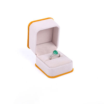 Custom Apricot Farbe Samt Schmuck Verpackungskiste für Doppelschicht und 6 * 5.5 * 5cm Größe