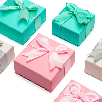 Hanhong Custom Logo Schmuckpaket für Mädchen Ohrringe Minifarbpapier Samt Geschenkbox
