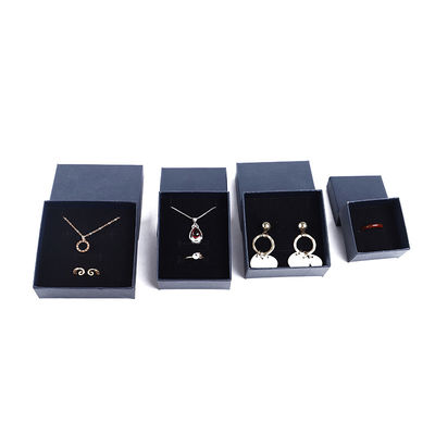 Großhandel Luxus-Schmuckschachtel Personalisierte High-End-Schmuckschachtel Halskette Armband Ohrringe Ring Schmuckset Verpackung Kartonpapier Deckel und Basis Schmuckschachtel mit Logo