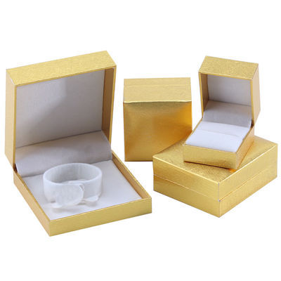 Großhandel Luxus-Schmuck-Box personalisierte High-End-Konnektur Armband Ohrringe Ring Schmuck-Set Verpackung Kartonpapier gelb Flip Schmuck-Box mit Logo