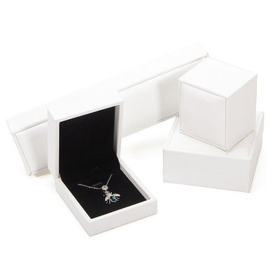 kaufen Hanhong 2022 Schmuckschachtel Verpackung Set PU Leder Schmuck Cassette mit Logo Custom Printed Ring Box online manufacture