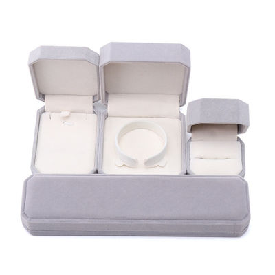 Elegante, handgefertigte, graue achteckige Samt-Schmuckschatulle für Halskette, Ohrringe, Armband, Ring