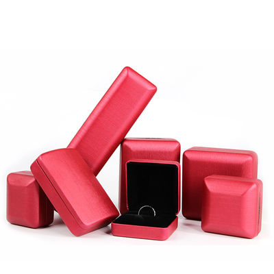 Rote PU-Lederschmuckbox für Ringe und Sets angepasst Hanhong Design Eisenmaterial