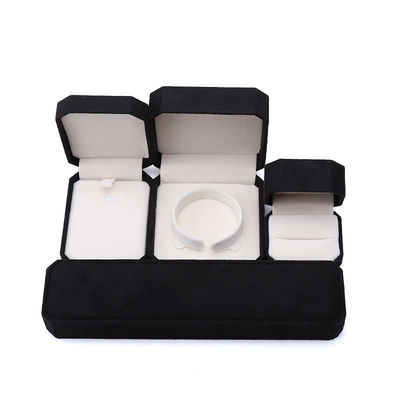 Elegante, handgefertigte, schwarze, achteckige Samt-Schmuckschatulle für Halsketten, Ohrringe, Armbänder und Ringe zur Verpackung