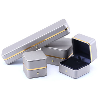 Embossing Logo Hanhong Custom Leder Schmuckbox für die Klasse Armband Halskette Uhr