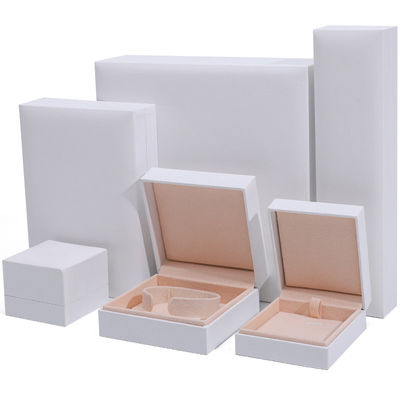 9x9x4cm Schmuck weiße Papierbox für Armbänder Ohrringe Halskette Ring Verpackung