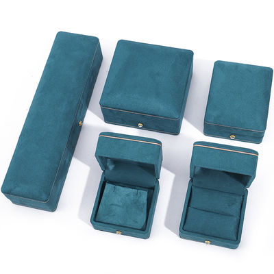 Großhandel Luxus-Schmuck-Box personalisierte hochwertige Halskette Armband Ohrringe Ring Schmuck-Set Verpackung Samtblau Schmuck-Box mit Logo