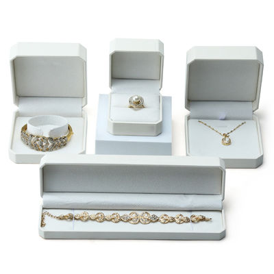 kaufen Hanhong Schmuckpaket für Ohrringe Armband Aufbewahrungsbox in weißem Leder 10*10*5cm online manufacture
