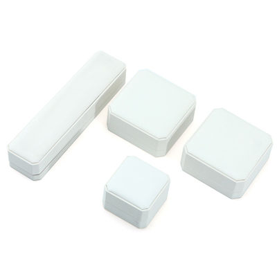 Hanhong Schmuckpaket für Ohrringe Armband Aufbewahrungsbox in weißem Leder 10*10*5cm