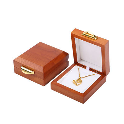 Handgefertigtes Rechteckendes Custom Logo Holzschmuckkasten für Armband Halskette Ring Set