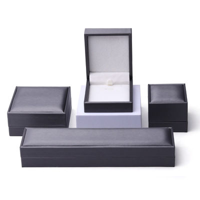 Soft Touch Bürste Veredelung PU Leder Schmuck Verpackung Box Set Luxus-Organisator