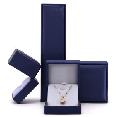 Brush Finishing Weiches Falsches Leder Schmuck Lagerbox Paket für Ringe Anhänger