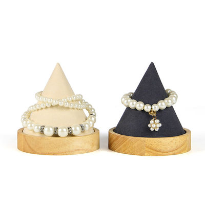 kaufen Holzkegelförmige Schmuck-Anzeige Stand für Armband-Armbanduhr-Ausstellung online manufacture