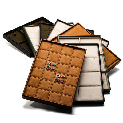 kaufen Soft Velvet Innenraum PU Leder Schmuck Display Tray Requisiten für Ring Ohrstangen online manufacture