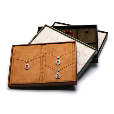 Mehrfachfachfachfach PU-Leder Schmuck-Display-Tablett Weichbelag Ausstellungsrequisiten