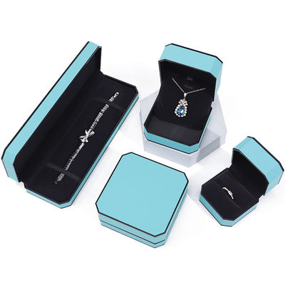 Cyan Schlanke Achtseckige Falsche Leder Schmuck Box Paket mit schwarzen Grenzen Ornament