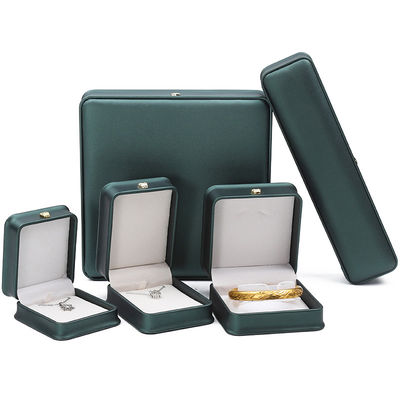 kaufen Kronenornament runden Eck PU-Leder Schmuck-Speicherbox für Anhängerringe online manufacture