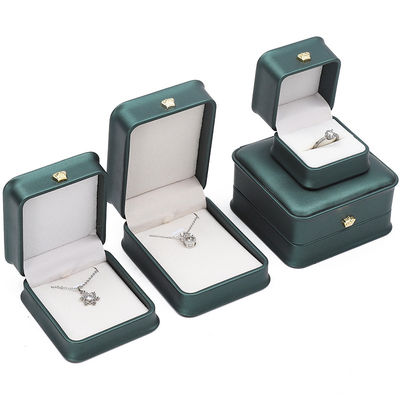 Kronenornament runden Eck PU-Leder Schmuck-Speicherbox für Anhängerringe