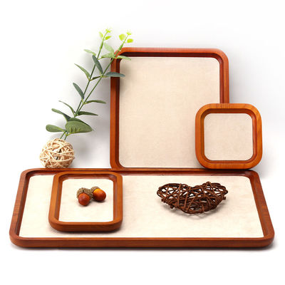 kaufen Dauerhafte Massivholz-Schmuck-Display-Tray Luxus-Requisiten für Ring-Hängeschild online manufacture