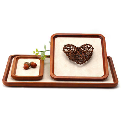 Dauerhafte Massivholz-Schmuck-Display-Tray Luxus-Requisiten für Ring-Hängeschild