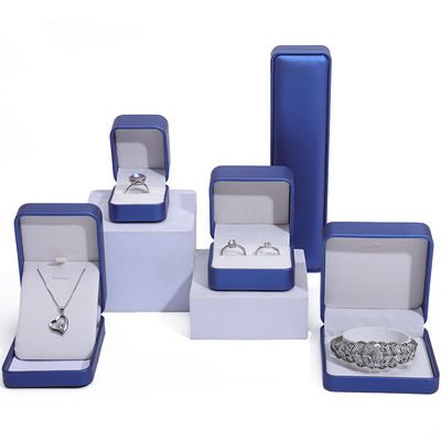 kaufen Custom Form Glanz PU Leder Schmuckkoffer, Schmuckbox Sets Für Verpackung online manufacture