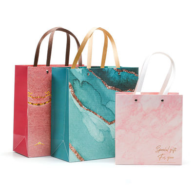 Luxuriöse, feste Karton-Papier-Tote-Tasche Luxusverpackung mit Griff