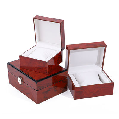 kaufen Exquisite glänzende Holz Luxusuhr Aufbewahrungskoffer Uhr Halter Box anpassbar online manufacture
