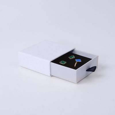 Großhandel Fertigung Öko-freundlich hochwertiges Geschenk Schmuckschachtel Personalisierter Custom Ring Halskette Ohrring Armband Verpackung weißes Karton Papier Schublade Schmuckschachtel mit Logo