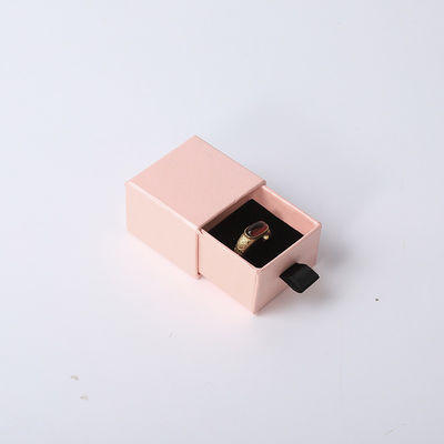 Großhandel Fertigung Öko-freundlich hochwertiges Geschenk Schmuckschachtel Personalisierter Custom Ring Halskette Ohrring Armband Verpackung rosa Pappe Schublade Schmuckschachtel mit Logo