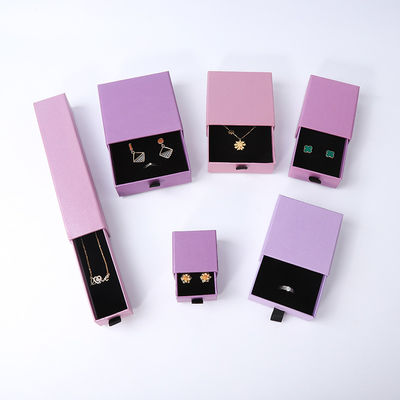 Großhandel Fertigung Öko-freundlich hochwertiges Geschenk Schmuckschachtel Personalisierter Custom Ring Halskette Ohrring Armband Verpackung Lila Pappe Schublade Schmuckschachtel mit Logo