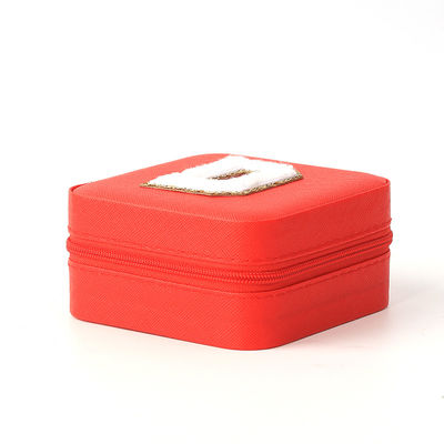 Portable Kleines Leder Rot Schmuck-Speicherbox Gesamtanzeige